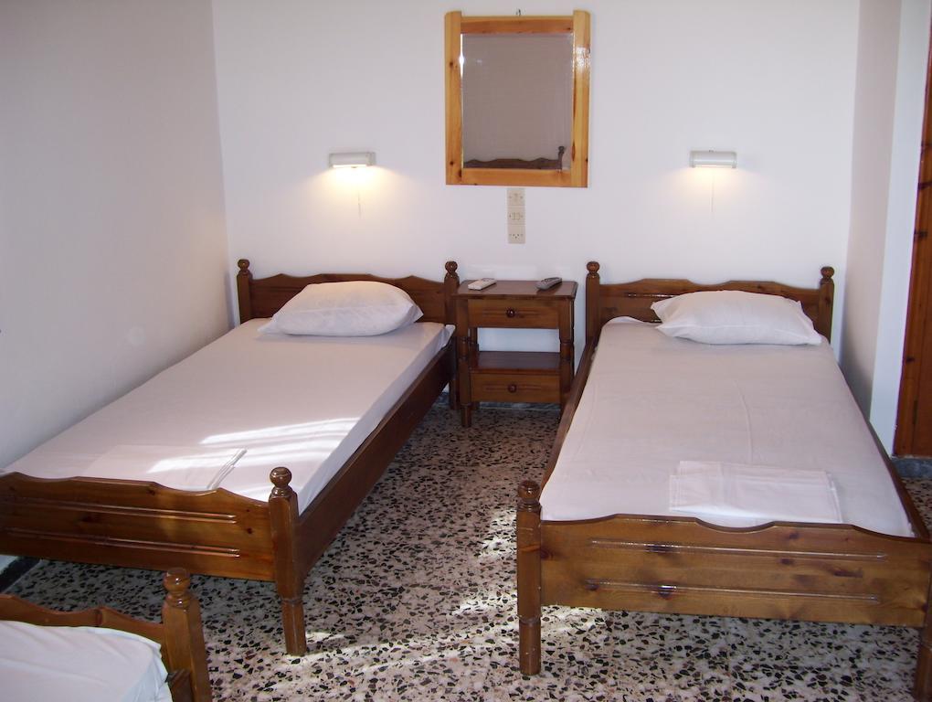 Beach Bungalows Kypseli الغرفة الصورة